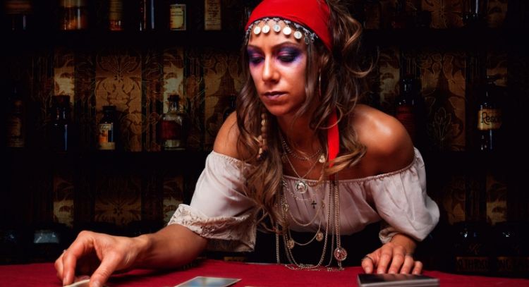 Tarot del Colibrí: este es el mensaje de las cartas para este 14 de enero