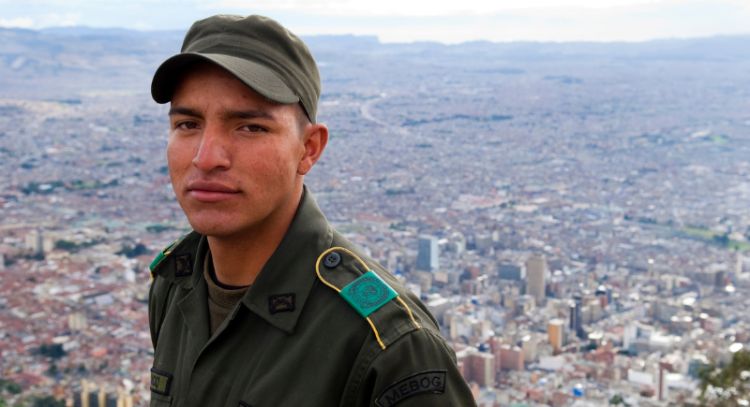 Toma asiento antes de conocer cuánto gana un patrullero en Colombia