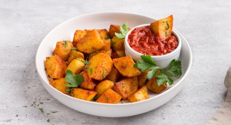 Papas bravas, aprende a hacer esta deliciosa receta en tiempo récord
