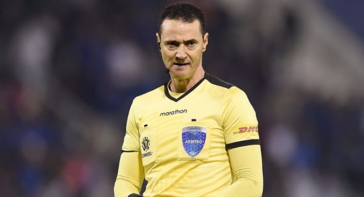 Toma asiento antes de conocer cuánto gana un árbitro de la Liga Colombiana