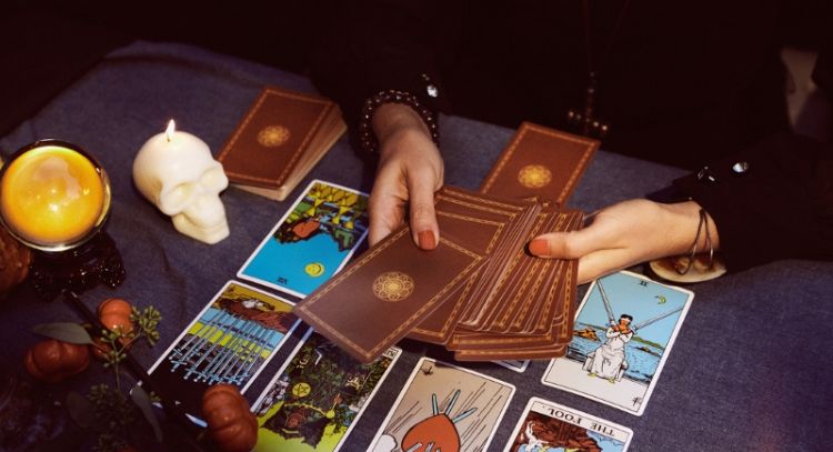 Tarot del Colibrí: este es el mensaje de las cartas para este 17 de febrero