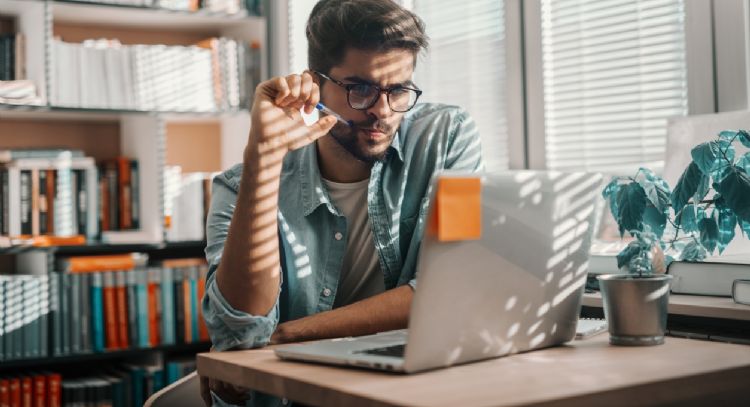 ¿Quieres trabajar en el Ministerio de Trabajo? Estas son las vacantes disponibles con sueldos de hasta $2.400.00