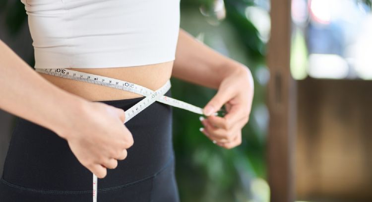 Cuál es la fruta que te ayudará a bajar de peso en tiempo récord