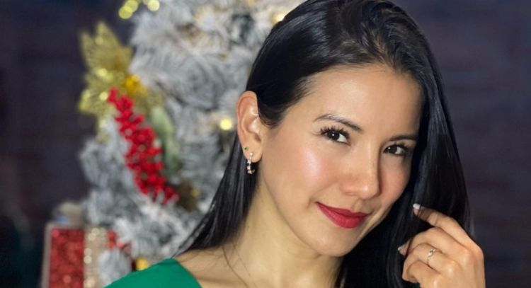 Caterin Escobar confirma cómo llevar un traje de baño lavanda después de los 40