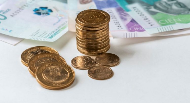 Entregan hasta 50,000 pesos al afortunado propietario de esta moneda de 10 pesos colombianos