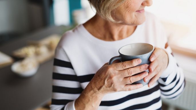 Cuántas tazas de café debes beber como máximo por día después de los 60 para evitar el Alzheimer