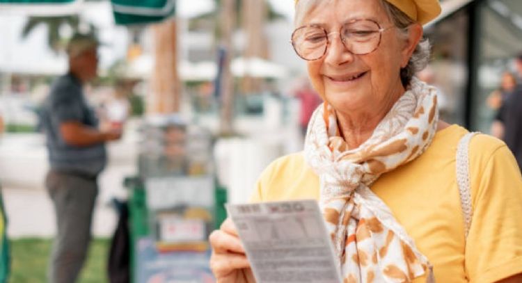 Qué quiere decir que una persona compre siempre el mismo número para la Lotería de Navidad, según la psicología