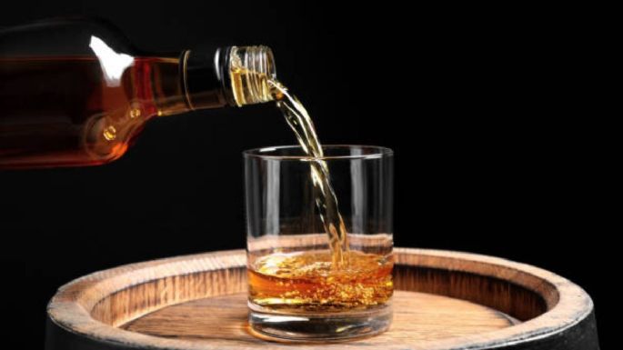 La IA revela las 3 mejores marcas de whisky más ligeras para iniciar a beber