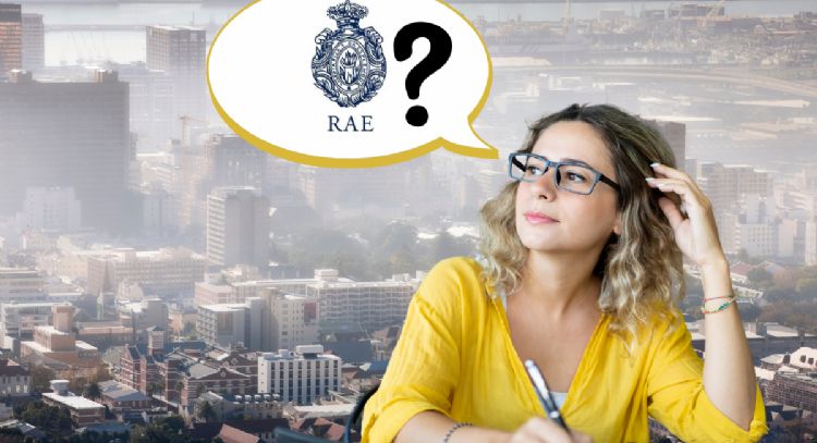 Toma asiento antes de saber por qué nunca debes escribir “smog”, según la RAE