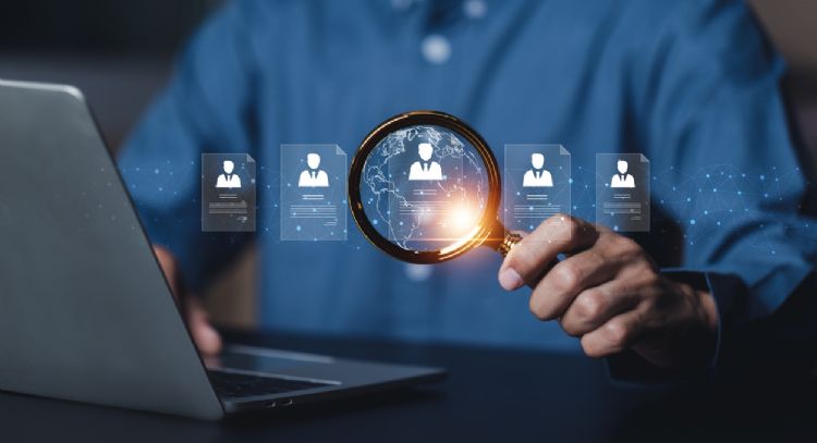 ¿Buscas trabajo en Colombia? Descubre la empresa que contrata miles de personas cada mes
