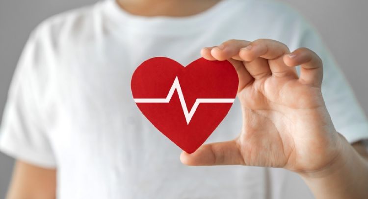 Conoce ejercicios simples para reducir la presión arterial alta