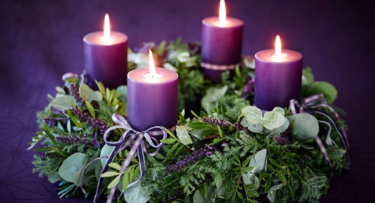 Conoce el verdadero significado de la segunda vela morado de la Corona de Adviento