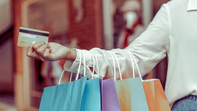 Por qué conviene realizar compras con tarjeta de crédito en diciembre 2024