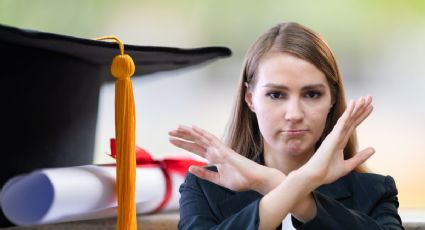 Los títulos universitarios no van más: una consultora de trabajo asegura que ya no es necesario para conseguir empleo