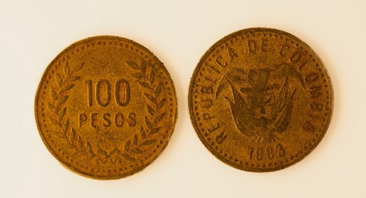 Entregan hasta $20,000 pesos al afortunado propietario de esta moneda de 100 pesos colombianos