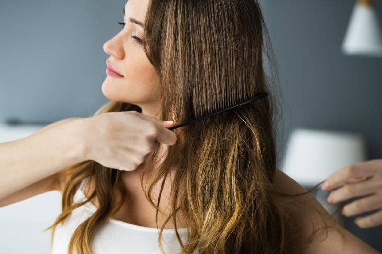 los mejores dias de mayo 2025 para cortar el cabello para que crezca fuerte y abundante