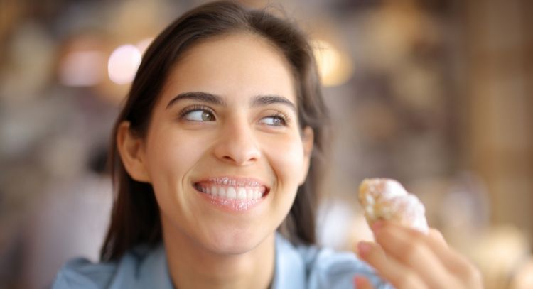 Conoce el endulzante natural que remplaza al azúcar y que puedes preparar en tu jardín