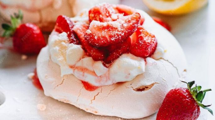 Merengón de fresas, aprende a hacer este delicioso postre ideal para el antojo