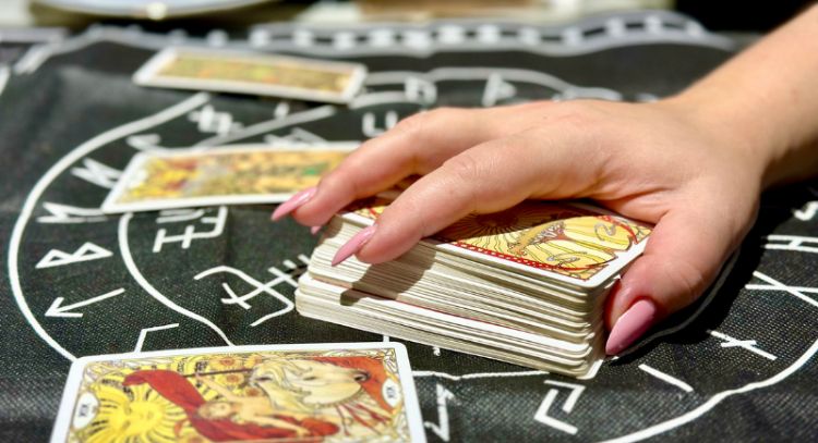 Estos 5 signos zodiacales serán bañados con abundancia y paz mental desde HOY 30 de junio, según el Tarot