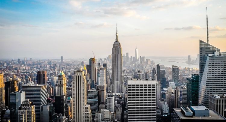¿Quieres trabajar en Nueva York? Esta es la vacante para personas que hablen español con sueldo de 4