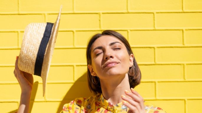 Anota la cantidad de minutos límite para estar al sol sin sufrir daños en la piel