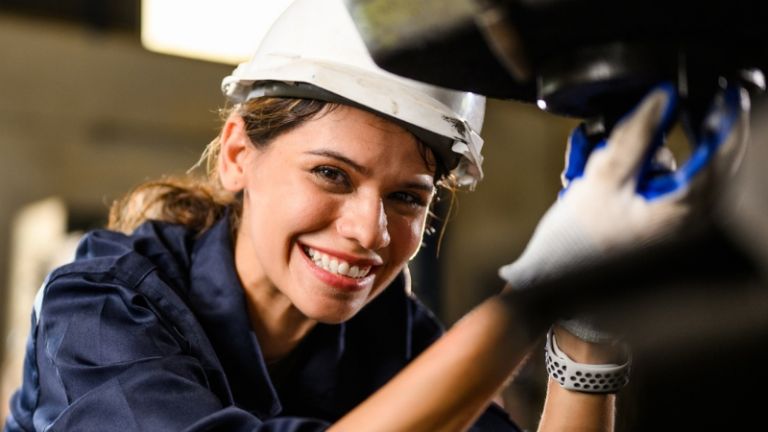 la jornada laboral de colombia en 2026 sera de 42 horas de trabajo