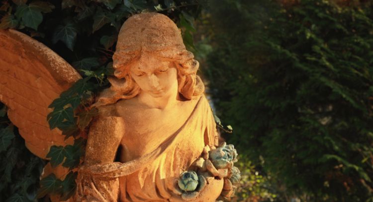 El método para invocar a tu ángel de la guarda y pedirle consejos