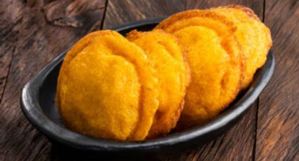 Arepa de huevo, aprende a hacer esta clásica receta con solo 4 ingredientes y en menos de 30 minutos