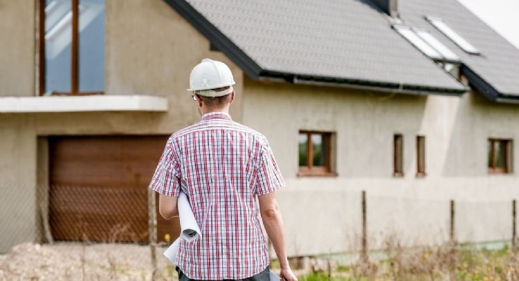 Toma asiento antes de conocer cuánto gana un arquitecto en Colombia en 2024