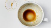 Foto ilustrativa de la nota titulada Cómo eliminar las manchas de café de tus pocillos con solo 2 ingredientes