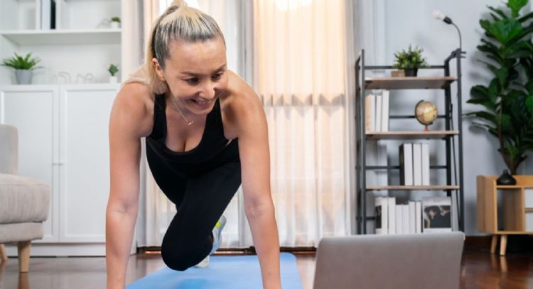 Di adiós a la grasa, estos son los 5 ejercicios cardios que puedes hacer desde tu casa