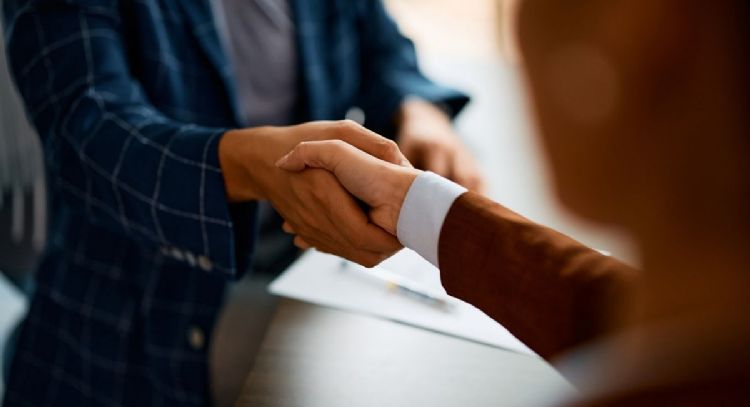 ¿Quieres trabajar en Distrito? Estas son las vacantes disponibles hasta el 2 de junio