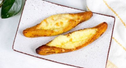 Plátanos con queso, aprende a hacer estos deliciosos bocadillos sin horno y con solo 3 ingredientes