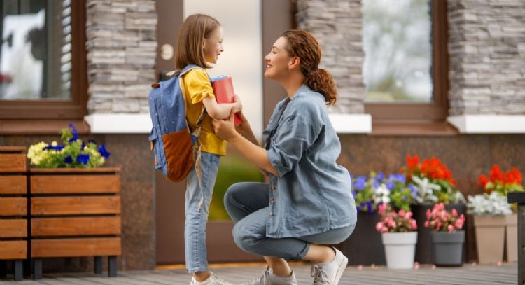 Esta es la pregunta que le debes hacer a tus hijos al volver del colegio, según Harvard