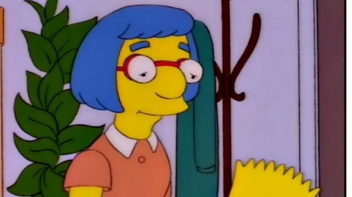 Cómo luciría 'la mamá de Milhouse' de 'Los Simpson si fuera humana, según la inteligencia artificial