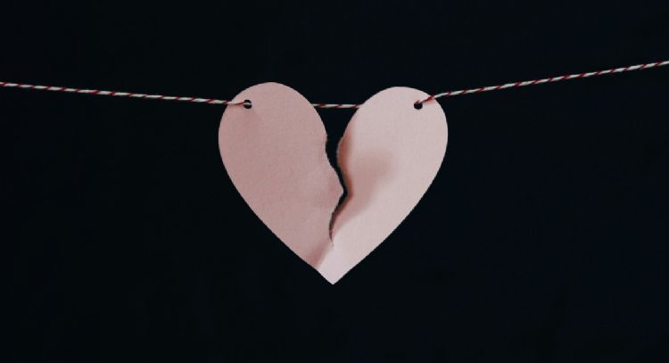 Los 3 signos a los que le romperán el corazón en julio, según el horóscopo gitano