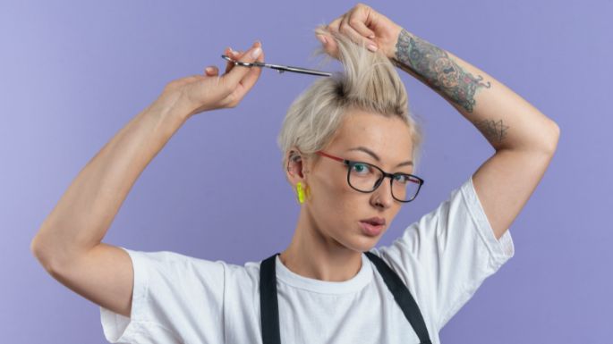 Los 5 cortes de cabello ideales para mujeres con canas