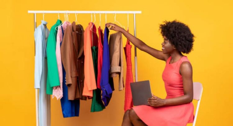 Estos son los 4 colores que utilizan las personas más inteligentes, según la Inteligencia Artificial