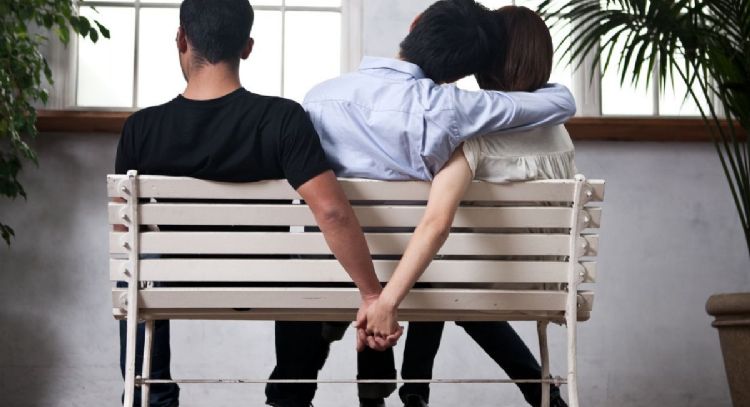 Conoce los 5 rasgos de una persona infiel, según estudios