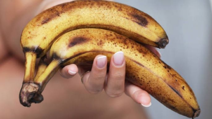 Qué sucede si como un plátano muy maduro, según expertos