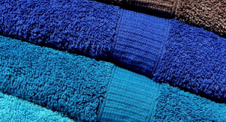 Dile adiós a los gérmenes de las toallas con este sencillo ingrediente de cocina