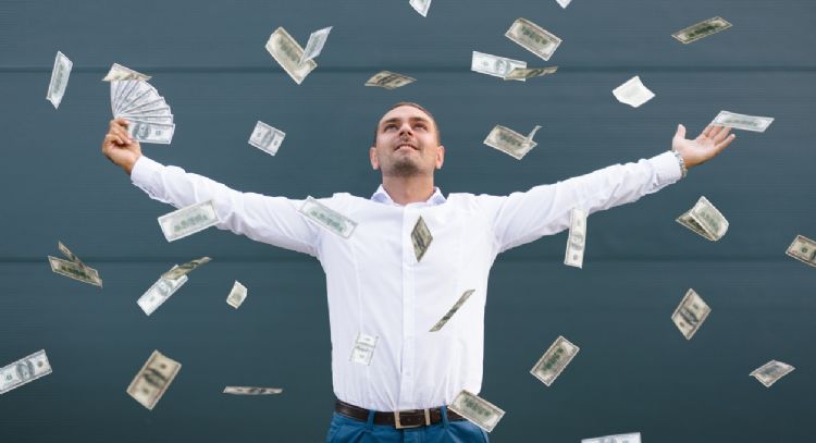 Luna Llena en Tauro: cómo atraer el dinero y la abundancia este 15 de noviembre