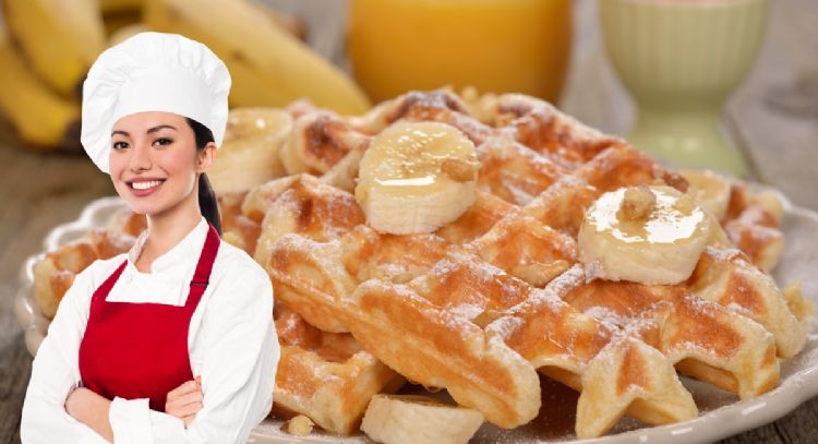 Waffles de plátano, aprende a preparar este delicioso y saludable desayuno ideal para compartir en familia