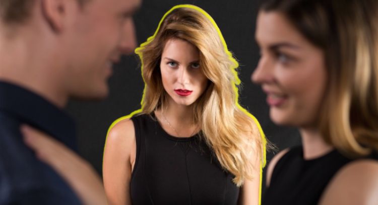 Las 3 formas de detectar a una persona muy envidiosa, según la psicología