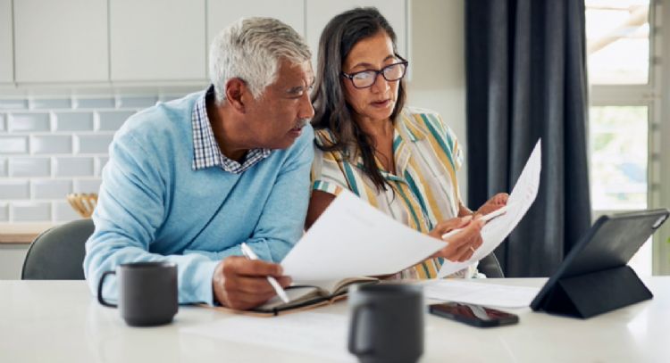 “Les roba su ahorro”: la advertencia de una experta en pensiones sobre el error en la reforma pensio