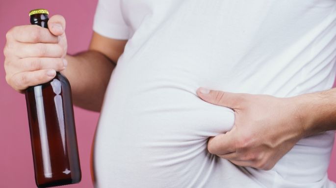 Dile adiós a la "barriga cervecera" con este sencillo y eficiente ejercicio