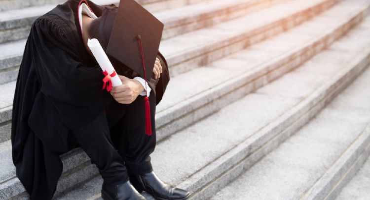 Estas son las 3 carreras universitarias con menos empleo en Colombia