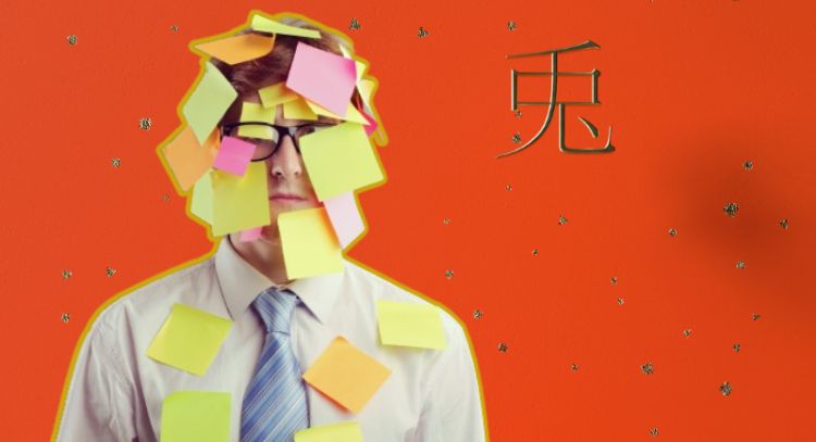 Estos son los 3 signos más adictos al trabajo, según la astrología oriental