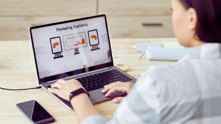 Toma asiento antes de conocer cuánto gana un experto en Marketing en Colombia