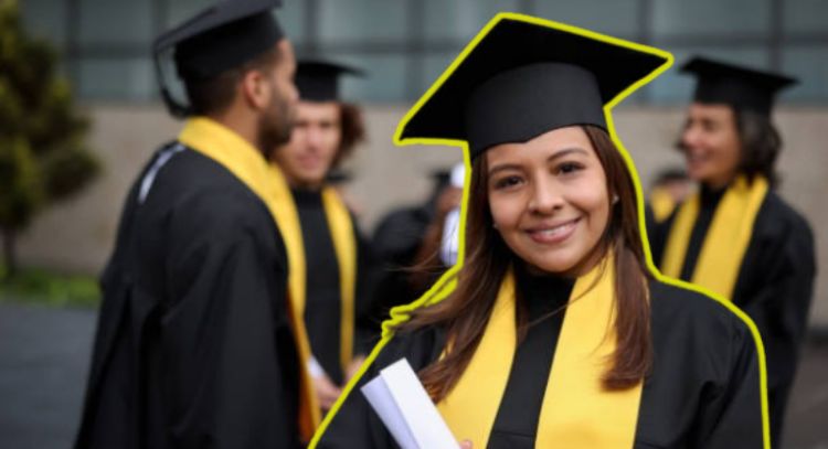 Conoce cuáles son las 5 mejores ciudades de Colombia para hacer bachillerato, según la IA